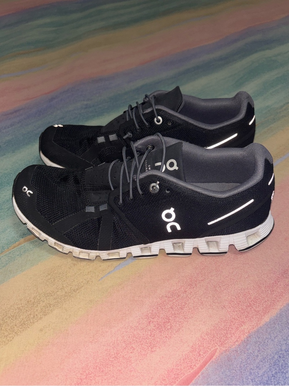 Women’s ON Cloud Black White Swiss Engineering Running Athletic Shoes Size 8